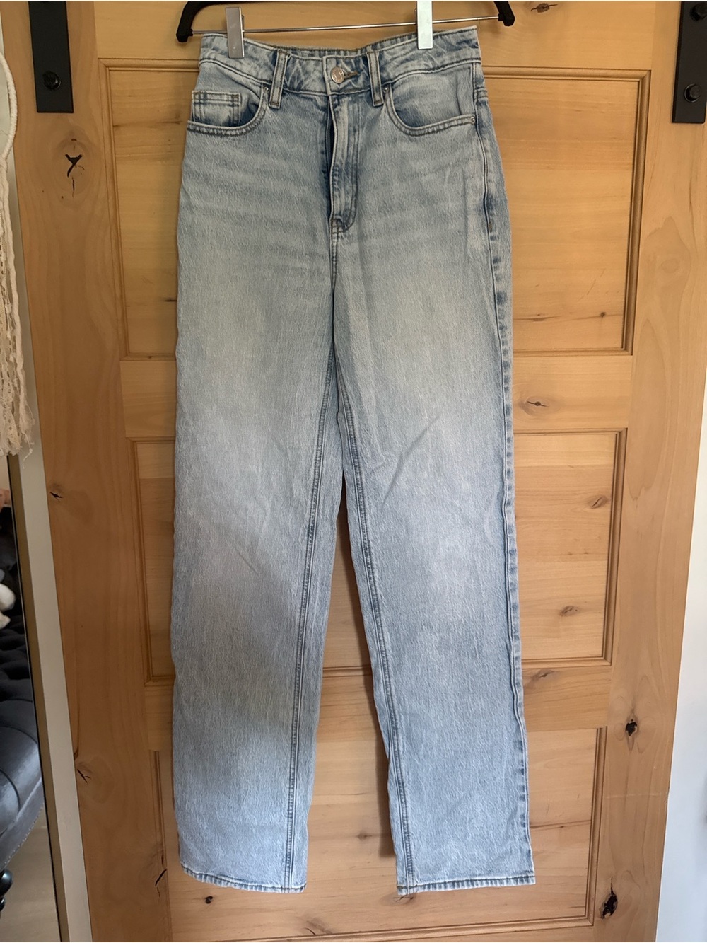 PacSun Light Wash Straight-Leg Jeans